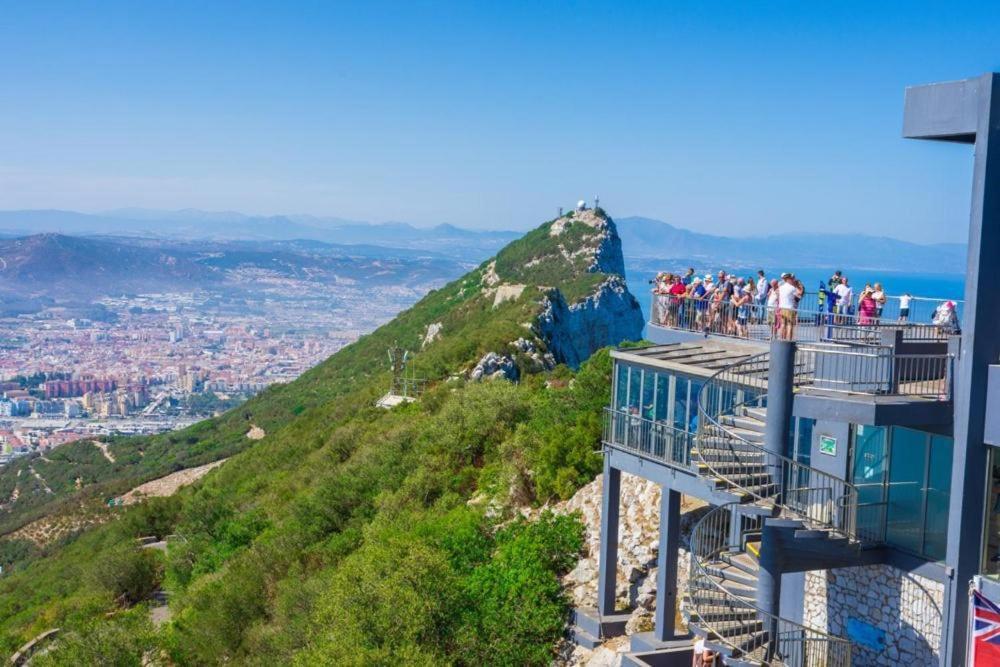New Luxury Sunrise Oceanview Apartment In Gibraltar Zewnętrze zdjęcie